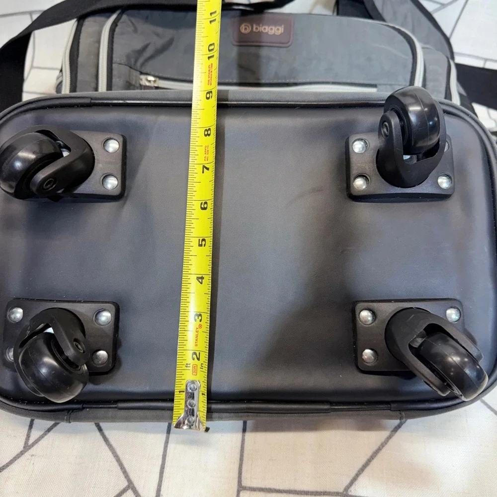 Biaggi Zipsak‎ Boost Expandable Rolling Duffel Bag OS Gray Foldable Spinner NWT
